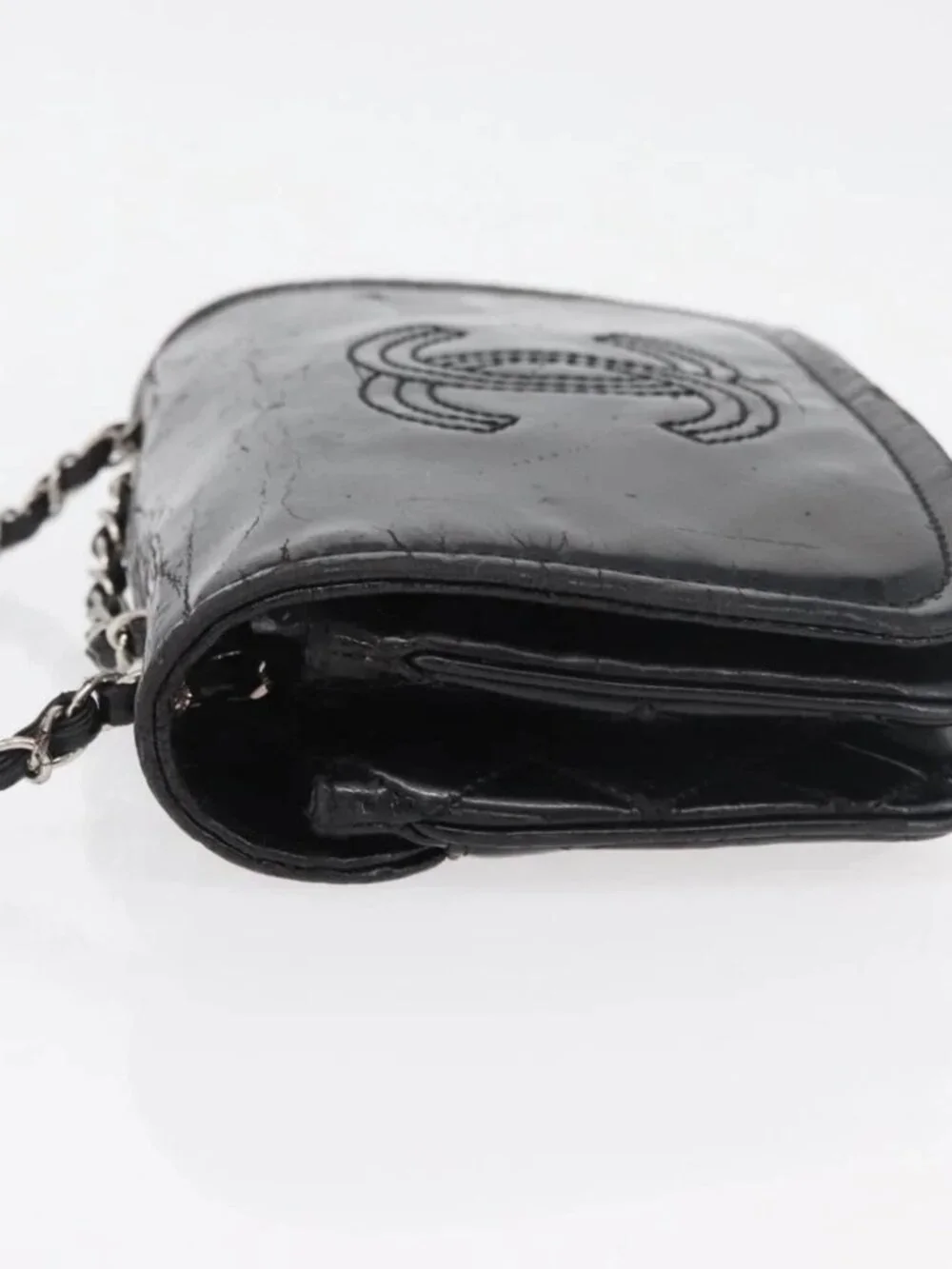 CHANEL brand	chanel color	black